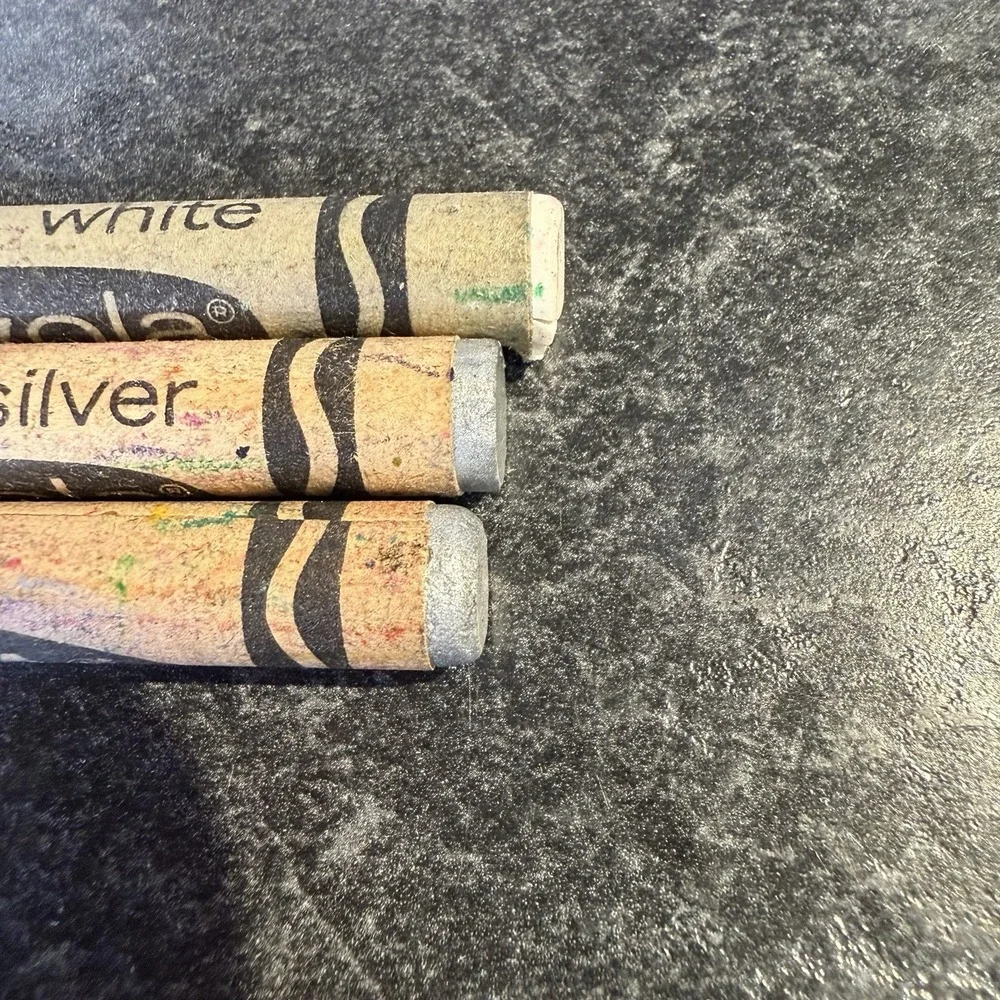 Vtg Crayola Crayons Binney & Smith White Silver Gold Retired